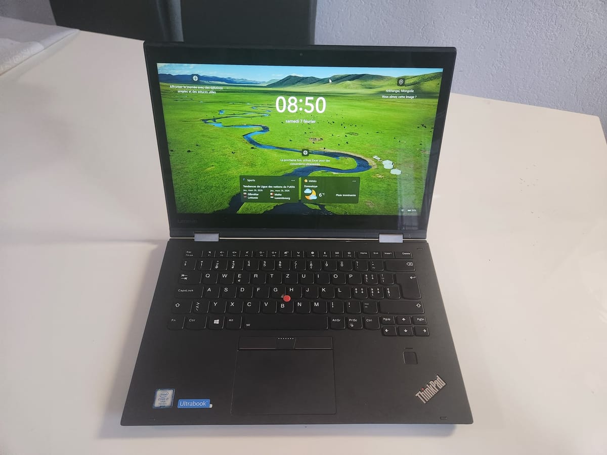 Lenovo Thinkpad X1 Yoga Ecran 14" réversible Processeur Intel Core i7 7th Gen CPU 2.80 GHz — Bon état, a vendre d'occasion en Suisse sur Main2Main