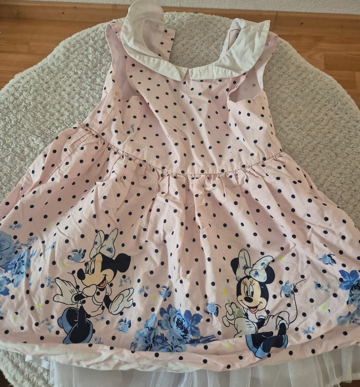 Robe minnie  — Très bon état, a vendre d'occasion en Suisse sur Main2Main