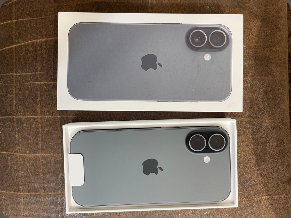 iPhone 17 Noir 256Go (neuf) — Bon état, a vendre d'occasion en Suisse sur Main2Main