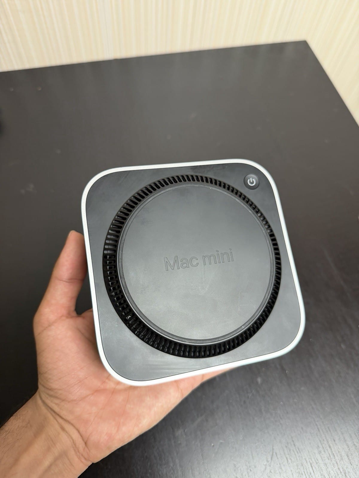 Apple Mac mini M4 pro  — Bon état, a vendre d'occasion en Suisse sur Main2Main